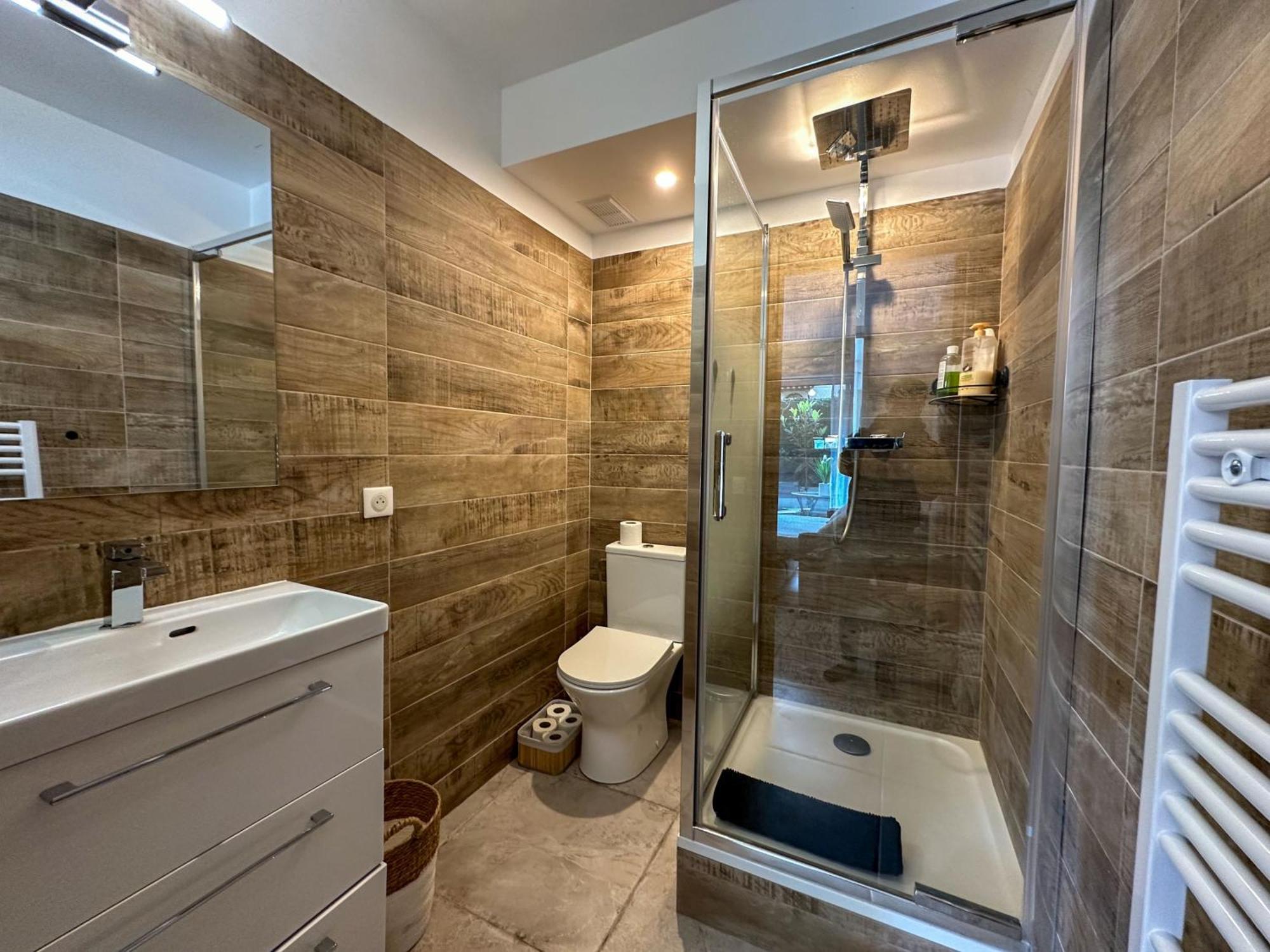 Cosy Madrid, Appartement Proche De La Mer Κάννες Εξωτερικό φωτογραφία