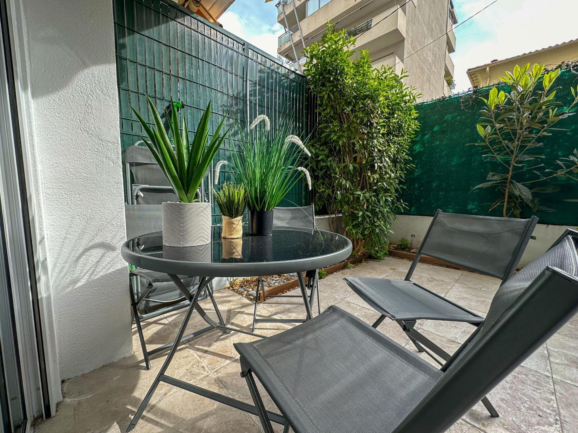 Cosy Madrid, Appartement Proche De La Mer Κάννες Εξωτερικό φωτογραφία